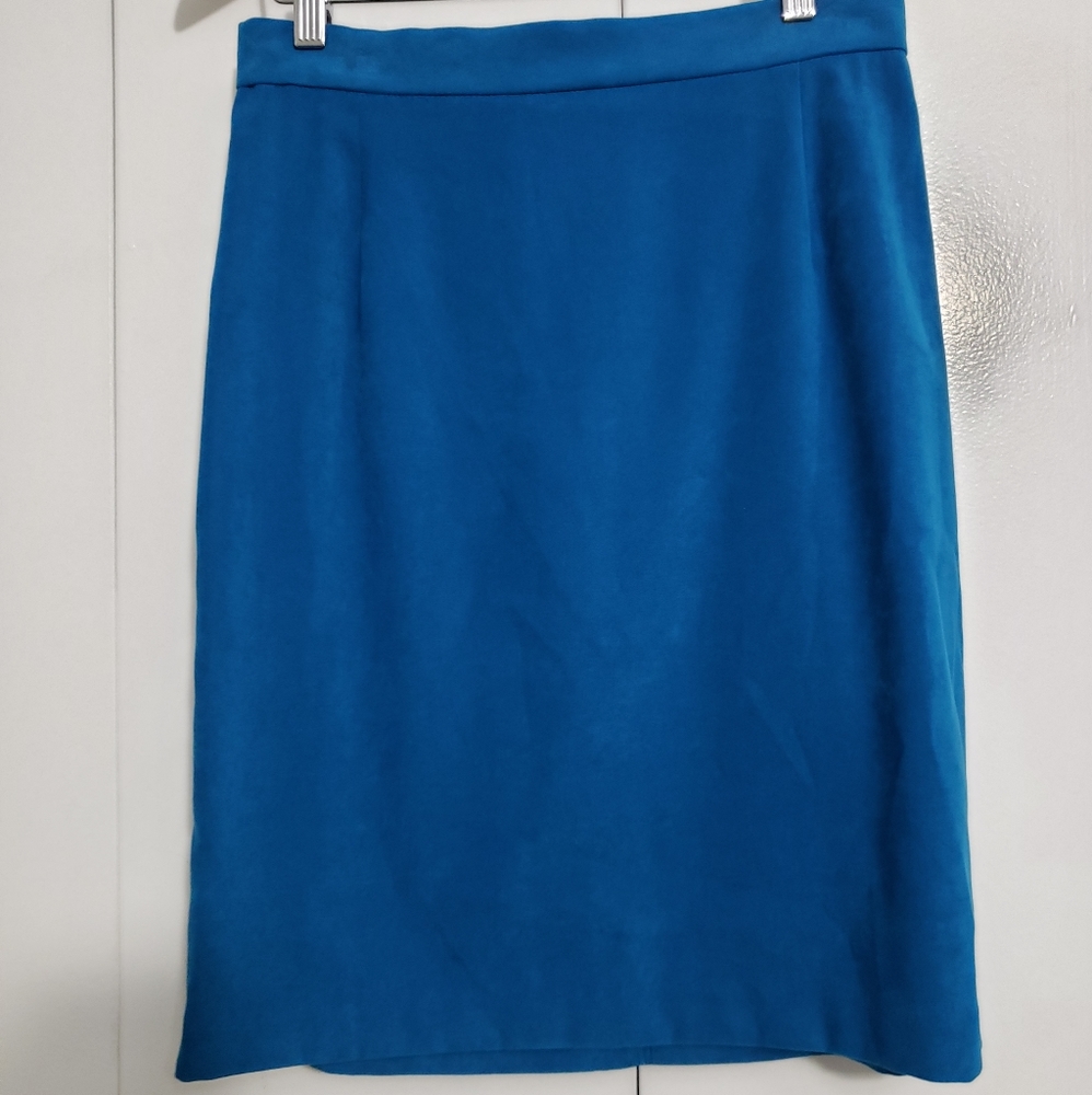 4/$25 Amanda Smith suede petite 12 pencil skirt